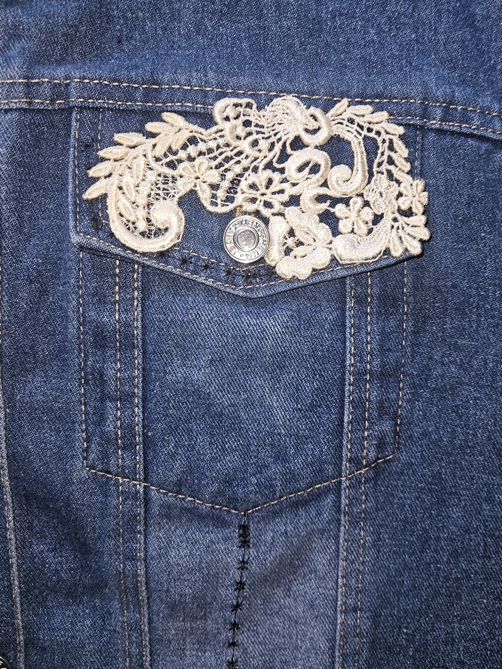 Horse Patch Denim Vest in Blue with Cream Lace Accents - Picture 6 of 6